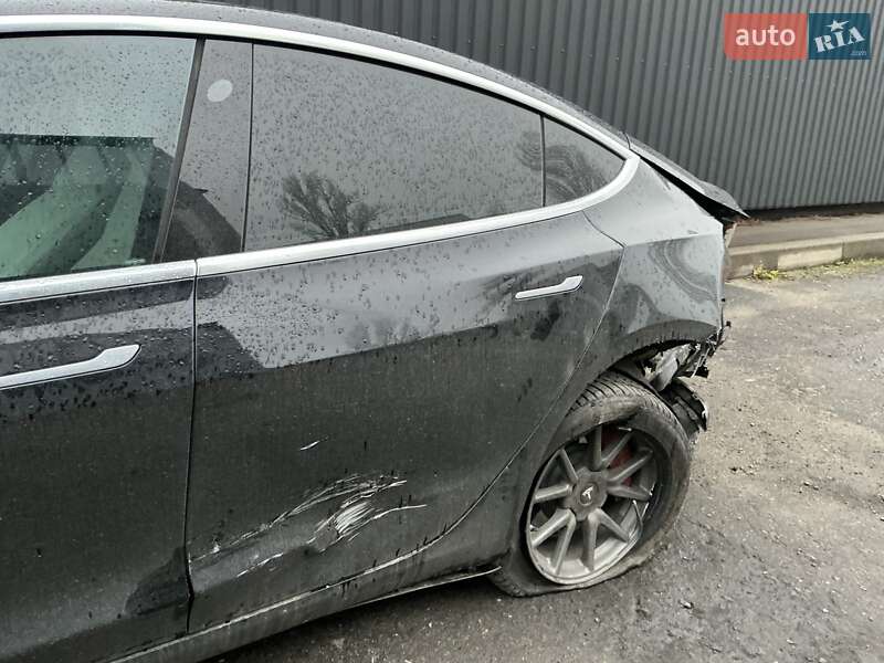 Седан Tesla Model 3 2019 в Києві фото 6 Седан Tesla Model 3 2019 в Києві