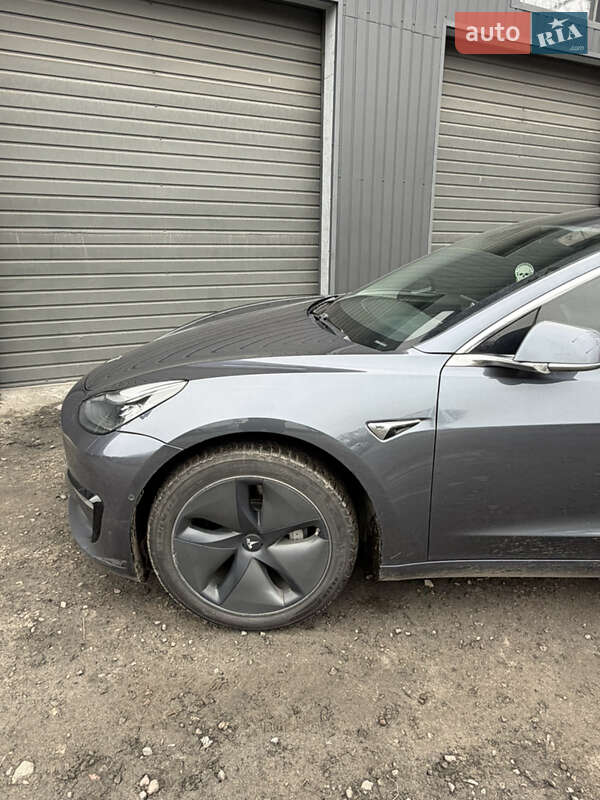 Седан Tesla Model 3 2020 в Києві фото 3 Седан Tesla Model 3 2020 в Києві