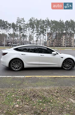 Седан Tesla Model 3 2021 в Ирпене