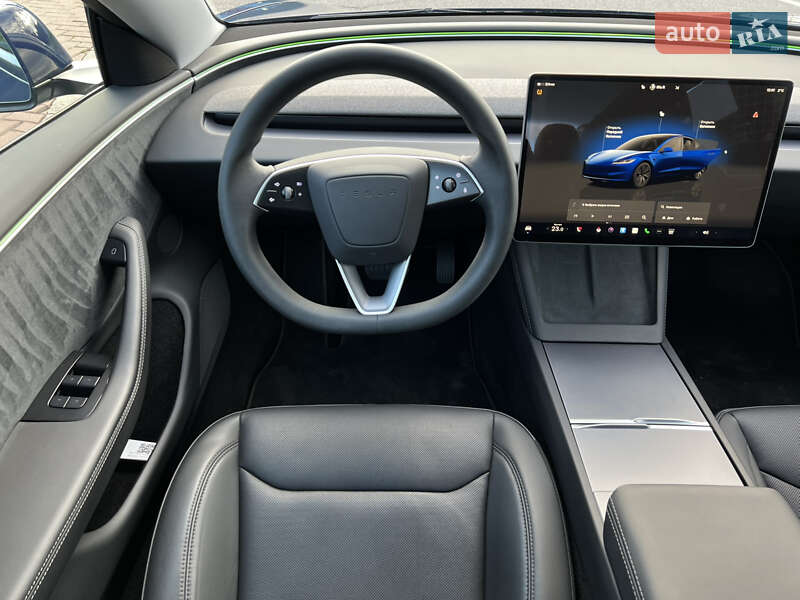 Седан Tesla Model 3 2024 в Киеве