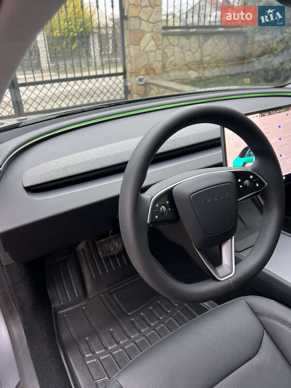 Седан Tesla Model 3 2024 в Тернополе фото 17 Седан Tesla Model 3 2024 в Тернополе