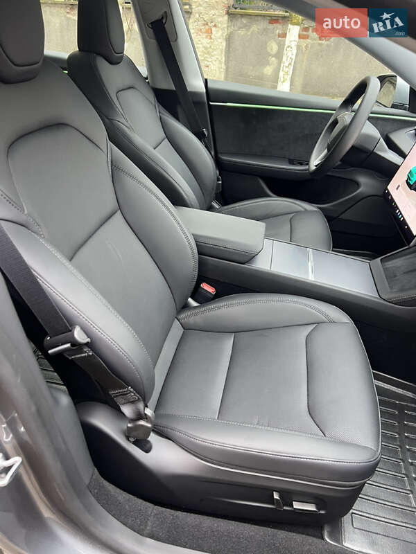 Седан Tesla Model 3 2024 в Тернополе фото 30 Седан Tesla Model 3 2024 в Тернополе