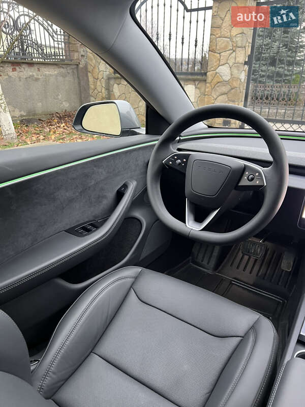 Седан Tesla Model 3 2024 в Тернополе фото 41 Седан Tesla Model 3 2024 в Тернополе