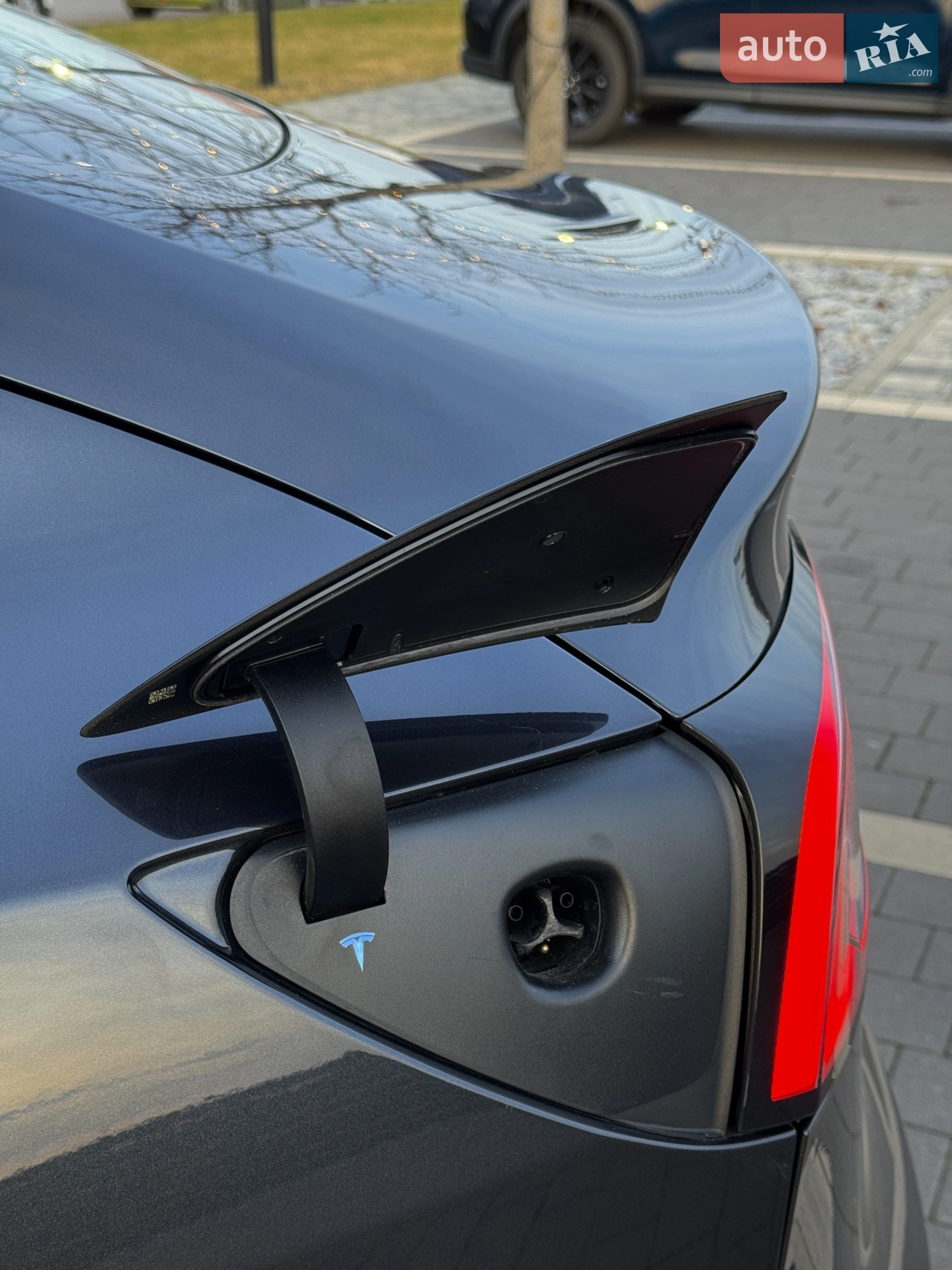 2024 Tesla Model 3 - мініатюра 8