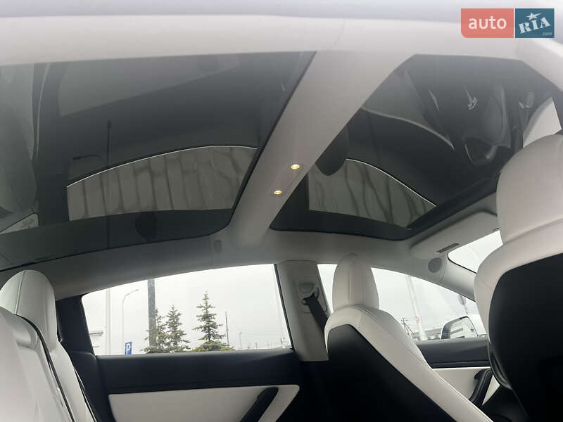 Седан Tesla Model 3 2018 в Львове фото 78 Седан Tesla Model 3 2018 в Львове