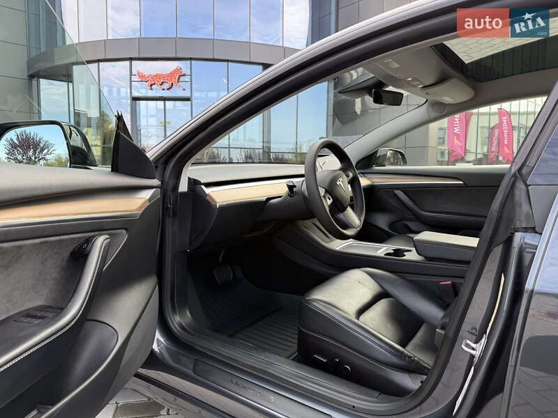 Седан Tesla Model 3 2022 в Ровно фото 25 Седан Tesla Model 3 2022 в Ровно