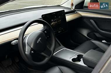 Седан Tesla Model 3 2022 в Кагарлыке