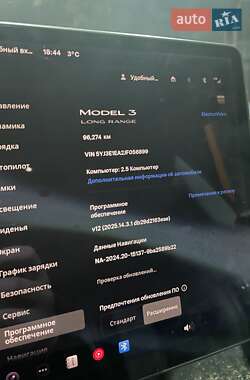Седан Tesla Model 3 2018 в Житомире