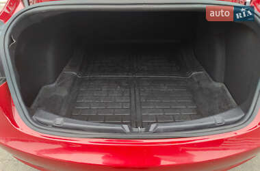 Седан Tesla Model 3 2018 в Одесі