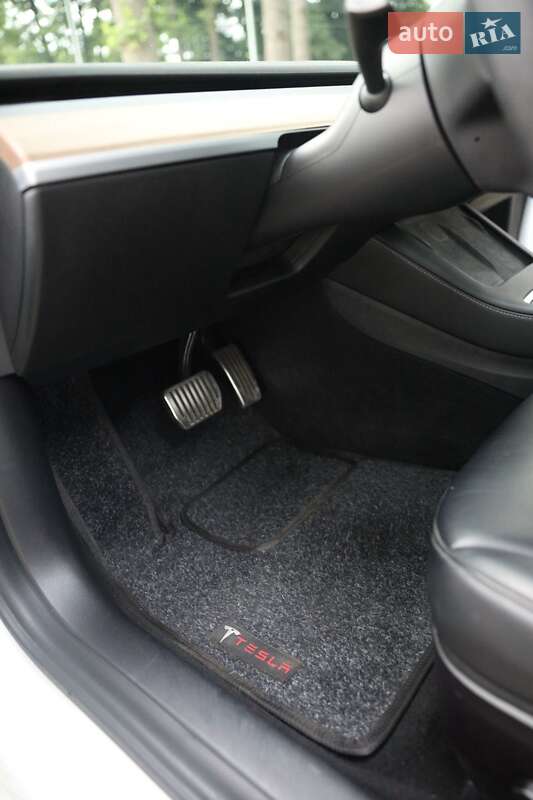 Седан Tesla Model 3 2021 в Харькове фото 18 Седан Tesla Model 3 2021 в Харькове