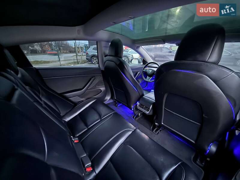 Седан Tesla Model 3 2018 в Луцке фото 20 Седан Tesla Model 3 2018 в Луцке