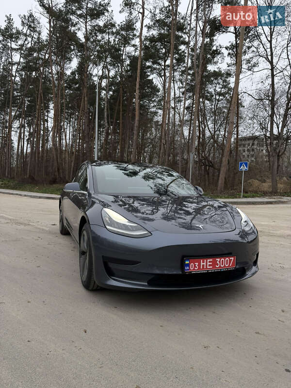 Tesla Model 3 2019 Tesla Model 3 2019