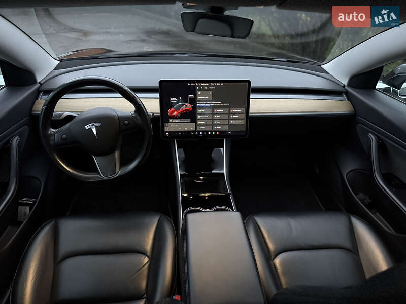 Седан Tesla Model 3 2019 в Тернополе фото 19 Седан Tesla Model 3 2019 в Тернополе