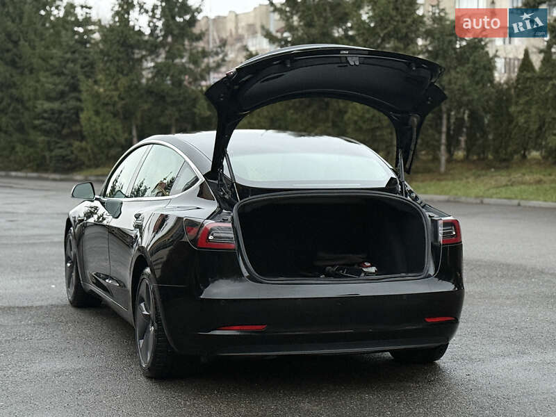Седан Tesla Model 3 2019 в Тернополе фото 35 Седан Tesla Model 3 2019 в Тернополе
