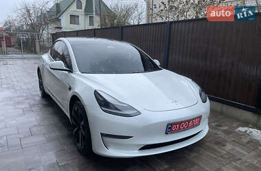 Седан Tesla Model 3 2021 в Луцке