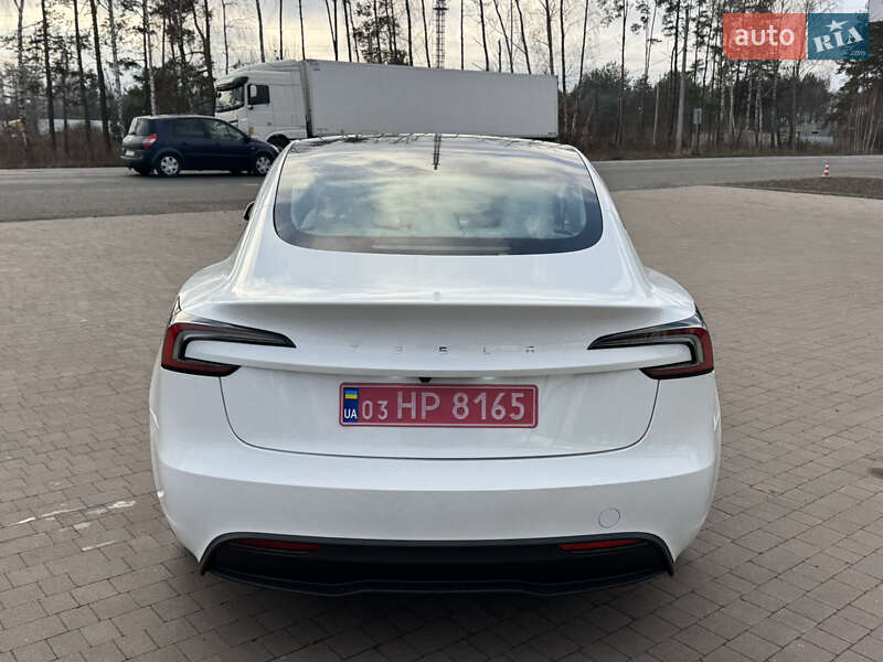 Седан Tesla Model 3 2025 в Луцке