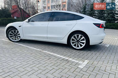 Седан Tesla Model 3 2018 в Харькове