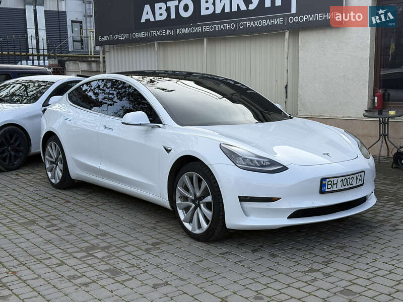 Седан Tesla Model 3 2019 в Одессе фото Седан Tesla Model 3 2019 в Одессе