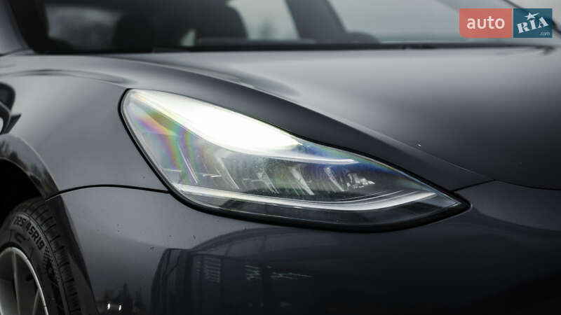 Седан Tesla Model 3 2018 в Киеве фото 10 Седан Tesla Model 3 2018 в Киеве