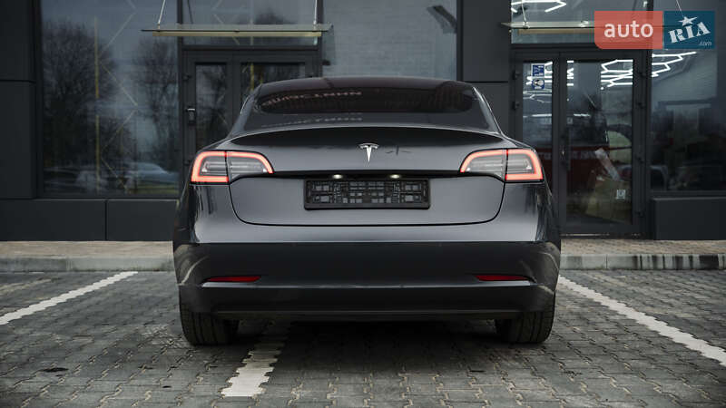 Седан Tesla Model 3 2018 в Киеве фото 22 Седан Tesla Model 3 2018 в Киеве
