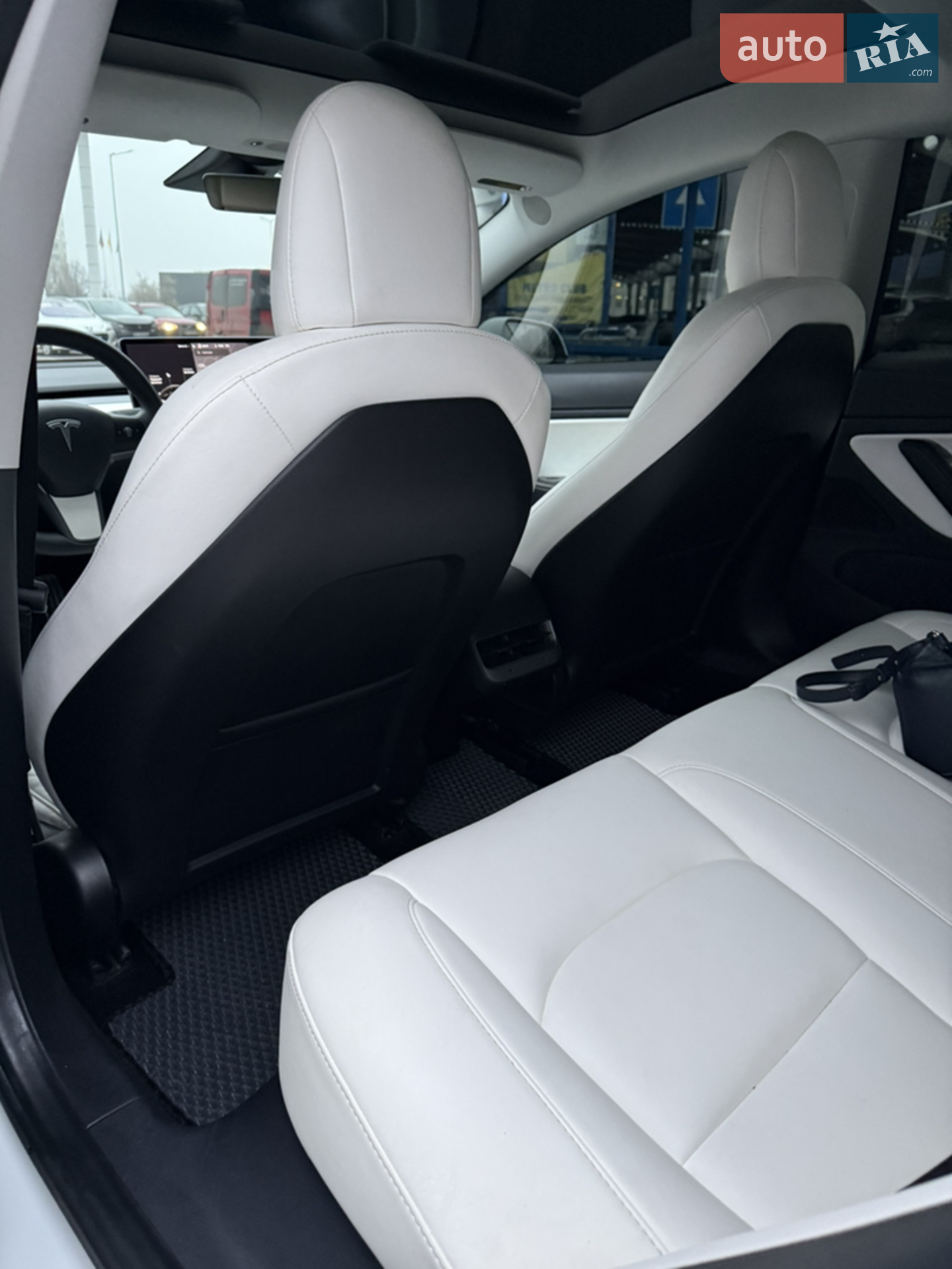 2020 Tesla Model 3 - мініатюра 13