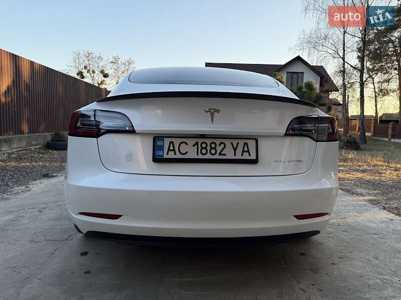 Седан Tesla Model 3 2020 в Ковеле