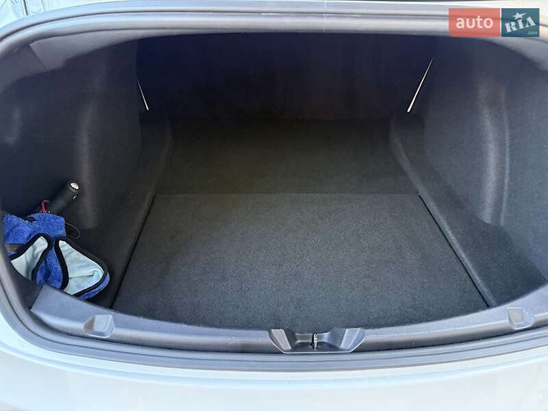 Седан Tesla Model 3 2020 в Ковеле