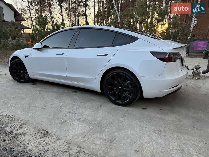 Седан Tesla Model 3 2020 в Ковеле