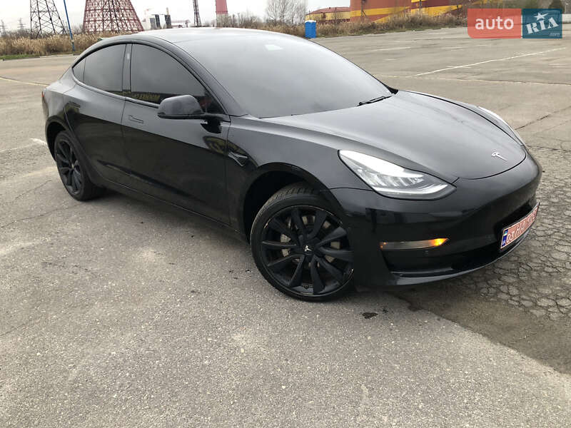 Седан Tesla Model 3 2019 в Харькове
