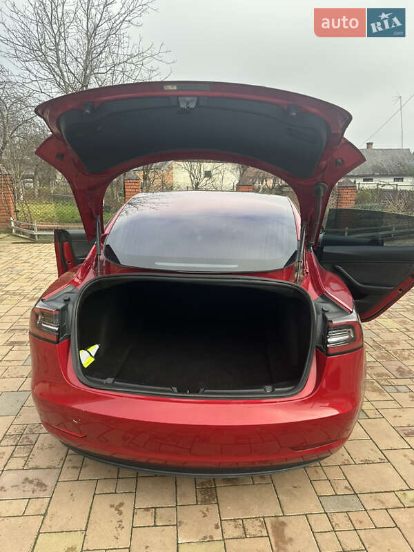 Седан Tesla Model 3 2018 в Львове фото 8 Седан Tesla Model 3 2018 в Львове