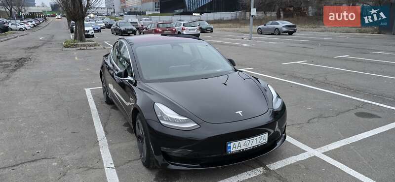 Tesla Model 3 2018 Tesla Model 3 2018