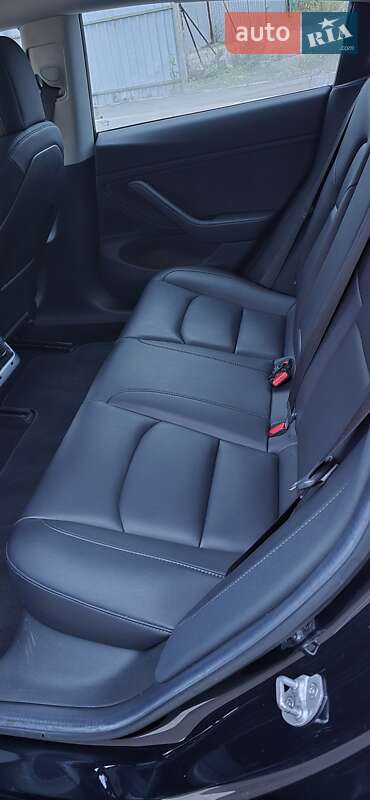 Седан Tesla Model 3 2018 в Киеве фото 9 Седан Tesla Model 3 2018 в Киеве