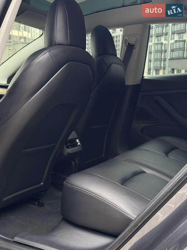 Седан Tesla Model 3 2020 в Киеве фото 37 Седан Tesla Model 3 2020 в Киеве
