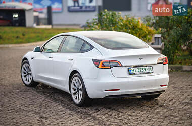 Седан Tesla Model 3 2020 в Полтаві