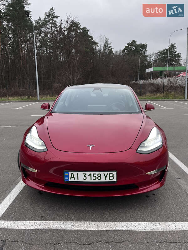 Седан Tesla Model 3 2019 в Киеве фото 3 Седан Tesla Model 3 2019 в Киеве