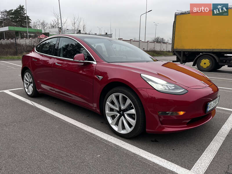 Седан Tesla Model 3 2019 в Киеве фото 11 Седан Tesla Model 3 2019 в Киеве