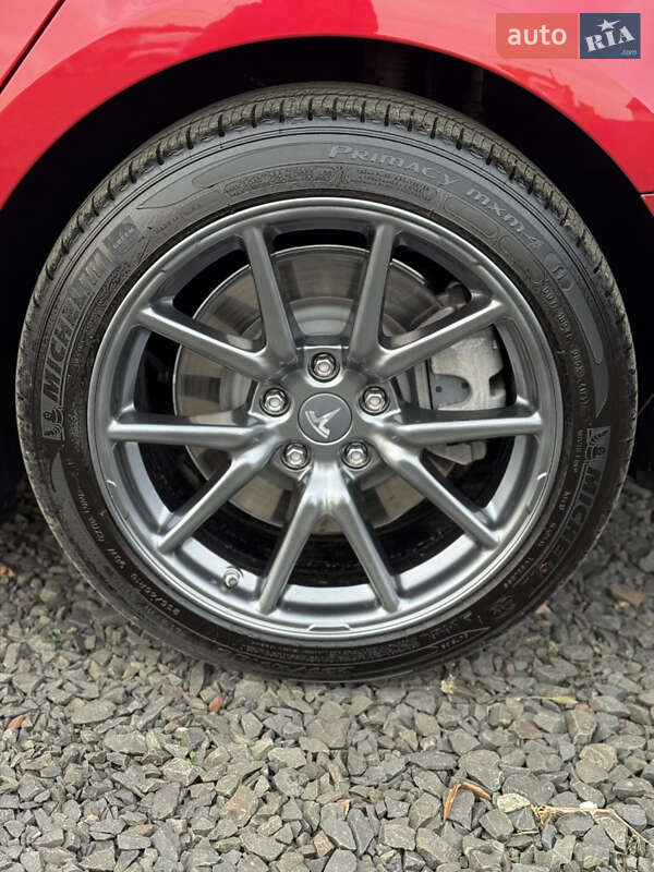 Седан Tesla Model 3 2020 в Луцке фото 15 Седан Tesla Model 3 2020 в Луцке