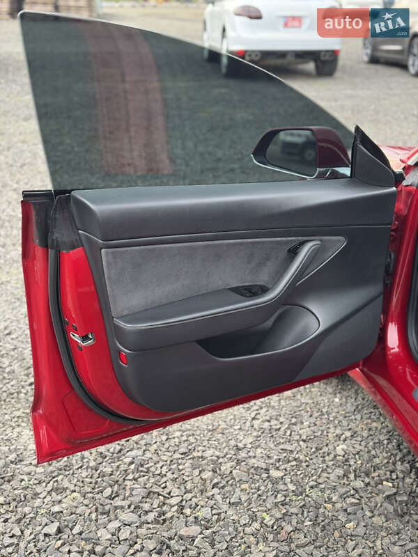 Седан Tesla Model 3 2020 в Луцке фото 16 Седан Tesla Model 3 2020 в Луцке