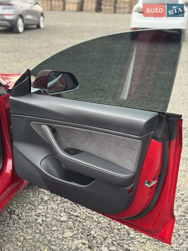 Седан Tesla Model 3 2020 в Луцке фото 20 Седан Tesla Model 3 2020 в Луцке