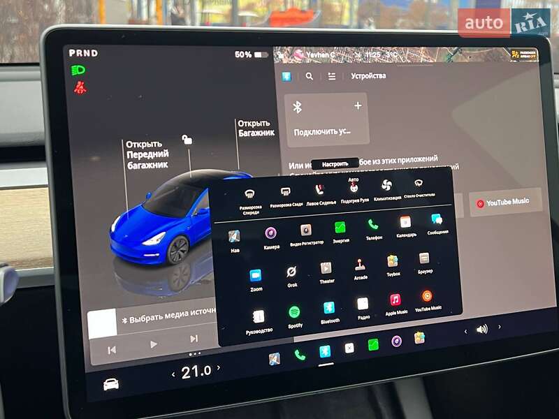 Седан Tesla Model 3 2022 в Киеве