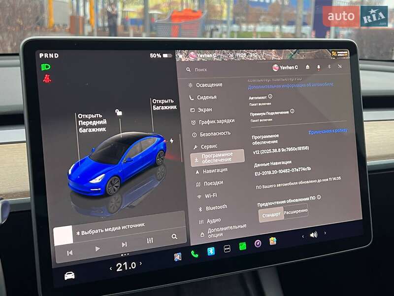 Седан Tesla Model 3 2022 в Киеве