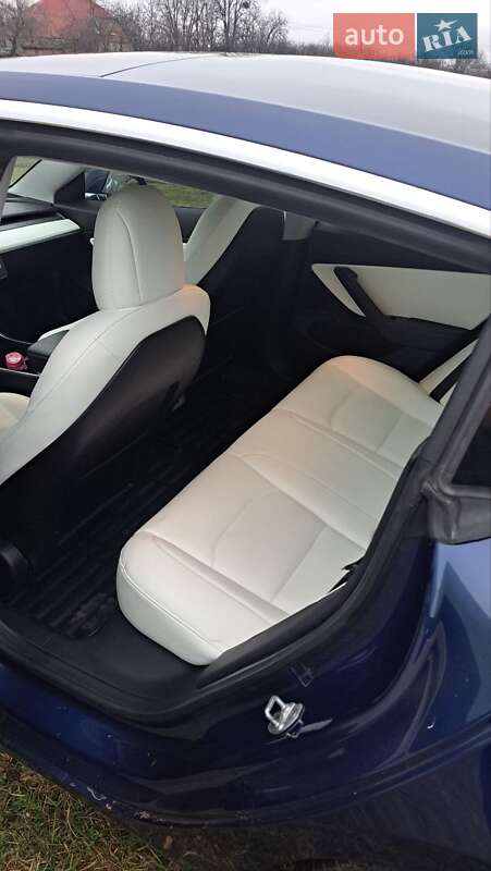 Седан Tesla Model 3 2018 в Харькове