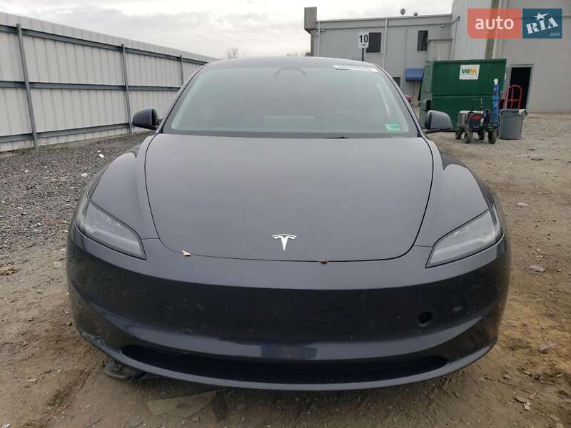 Седан Tesla Model 3 2025 в Львове фото 5 Седан Tesla Model 3 2025 в Львове