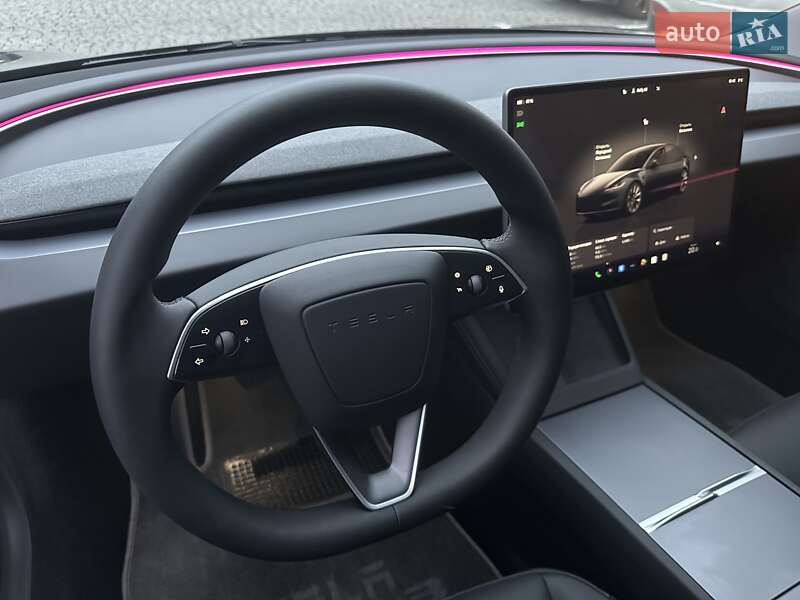 Седан Tesla Model 3 2025 в Одессе фото 20 Седан Tesla Model 3 2025 в Одессе