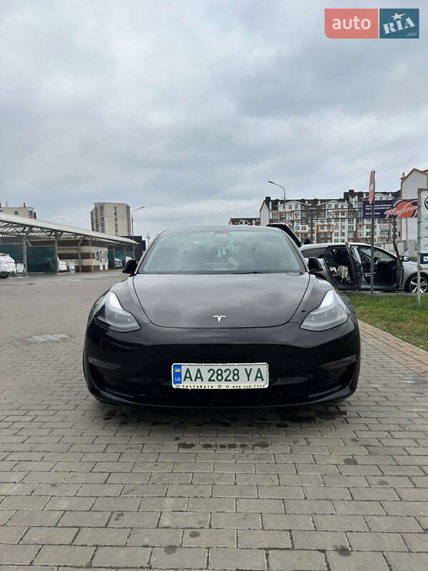 Седан Tesla Model 3 2021 в Киеве фото 6 Седан Tesla Model 3 2021 в Киеве