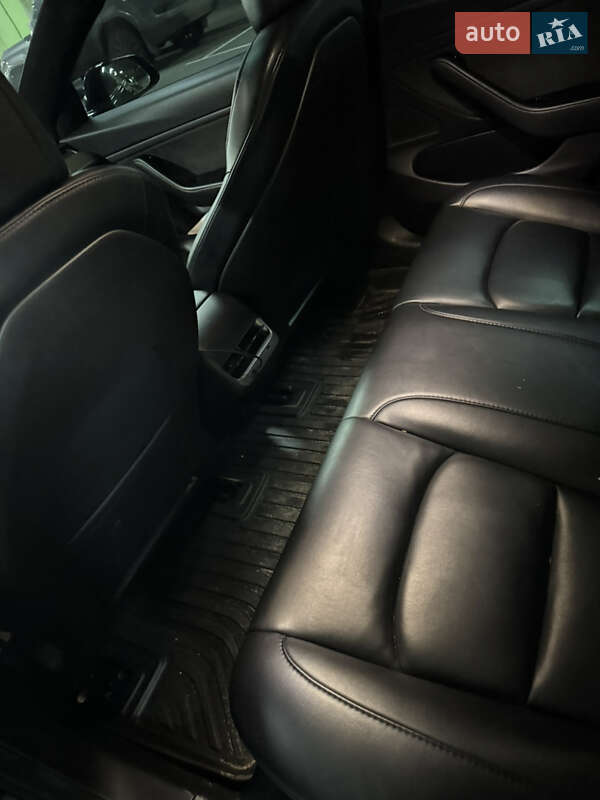 Седан Tesla Model 3 2019 в Киеве фото 25 Седан Tesla Model 3 2019 в Киеве