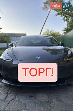 Седан Tesla Model 3 2022 в Житомире