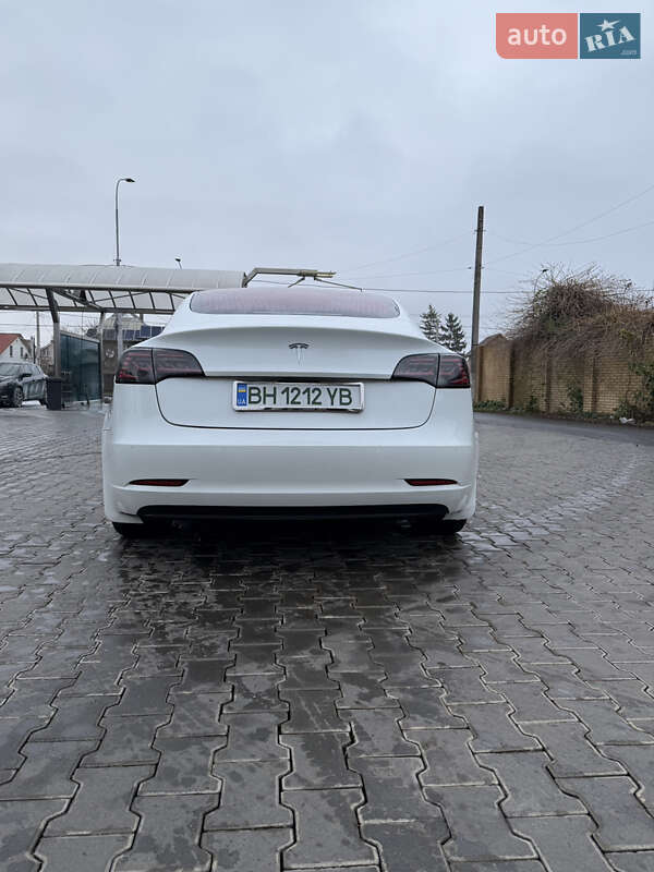 Седан Tesla Model 3 2018 в Одессе