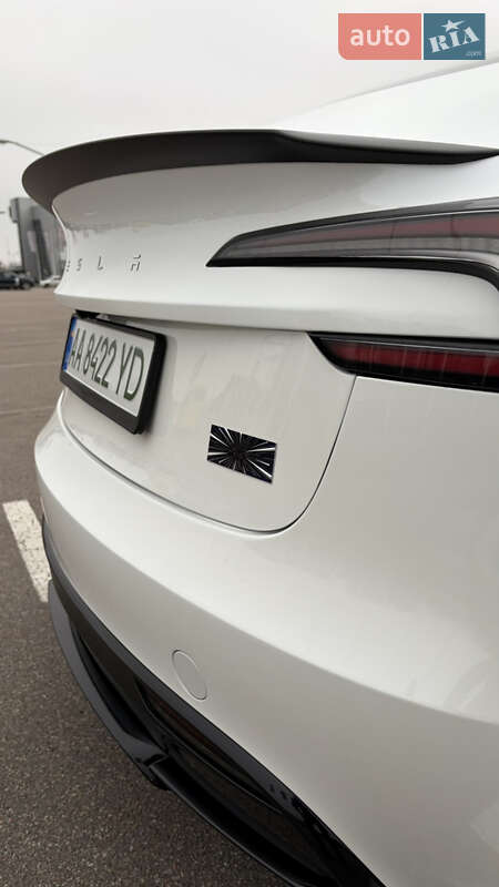 Седан Tesla Model 3 2024 в Киеве фото 8 Седан Tesla Model 3 2024 в Киеве