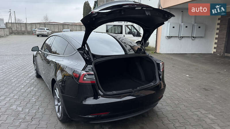 Седан Tesla Model 3 2021 в Луцке фото 32 Седан Tesla Model 3 2021 в Луцке